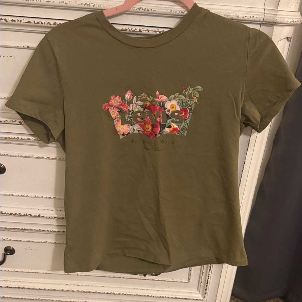 Levi's Olive Green Floral Logo Short Sleeve Tee